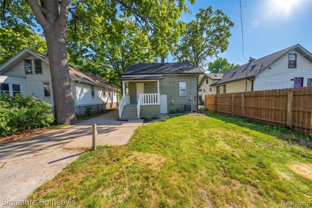 388 Channing Street, Ferndale, MI 48220