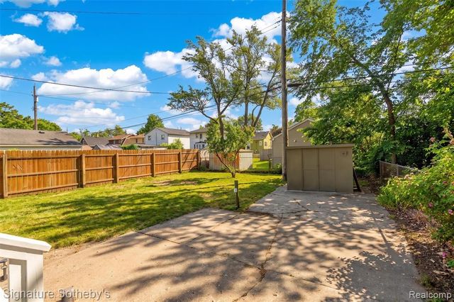 388 Channing Street, Ferndale, MI 48220