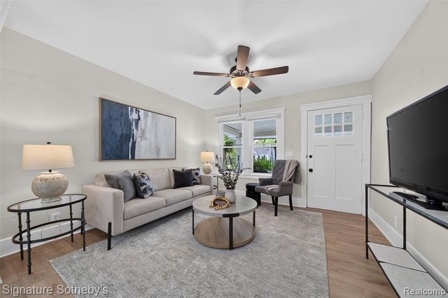 388 Channing Street, Ferndale, MI 48220