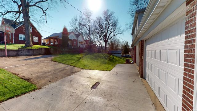 421 W Eighth Street, Jasper, IN 47546