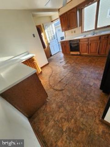 17 PROPELLER DR, Baltimore, MD 21220