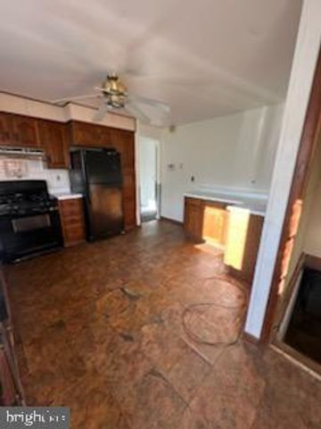 17 PROPELLER DR, Baltimore, MD 21220