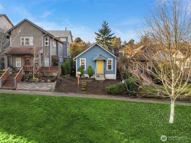 4731 36th Avenue S, Seattle, WA 98118