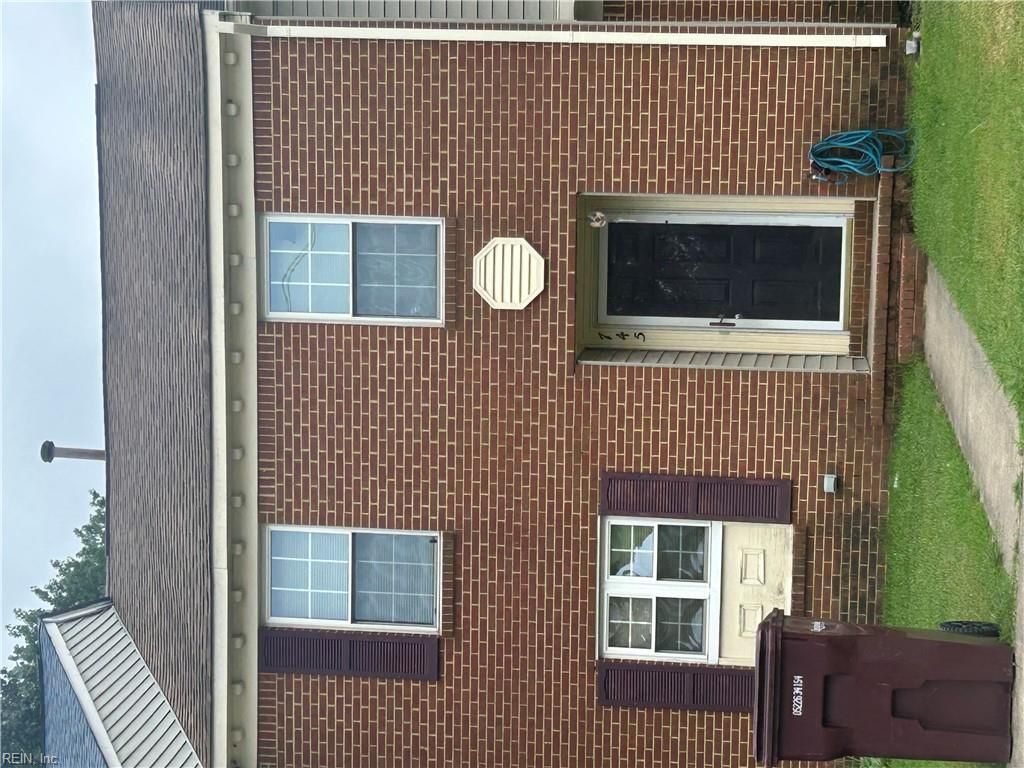 745 Huntly DR, Chesapeake, VA 23320