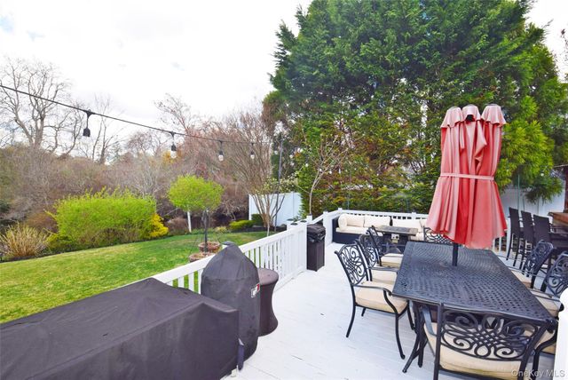 32 Lagoon Place, East Islip, NY 11730