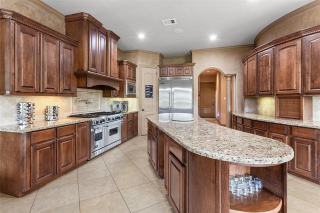 2406 Masters Drive, League City, TX 77573