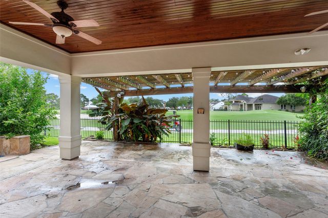 2406 Masters Drive, League City, TX 77573
