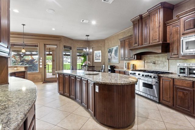 2406 Masters Drive, League City, TX 77573
