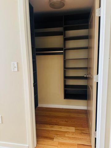 200 Manufacturers Road Apt 407, Chattanooga, TN 37405