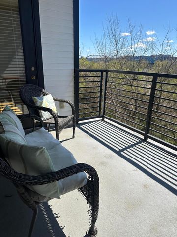 200 Manufacturers Road Apt 407, Chattanooga, TN 37405