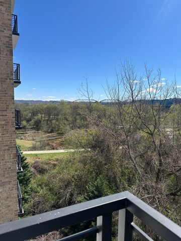 200 Manufacturers Road Apt 407, Chattanooga, TN 37405