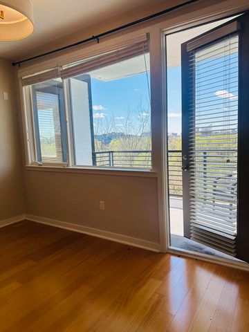 200 Manufacturers Road Apt 407, Chattanooga, TN 37405