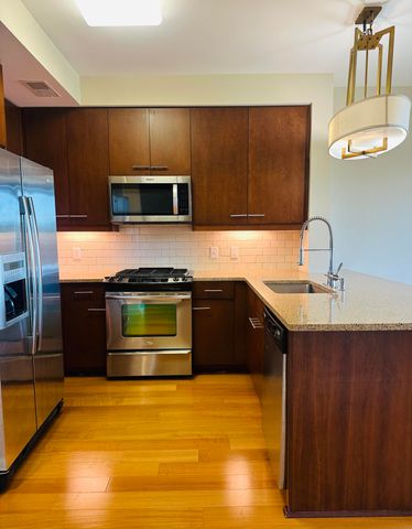 200 Manufacturers Road Apt 407, Chattanooga, TN 37405
