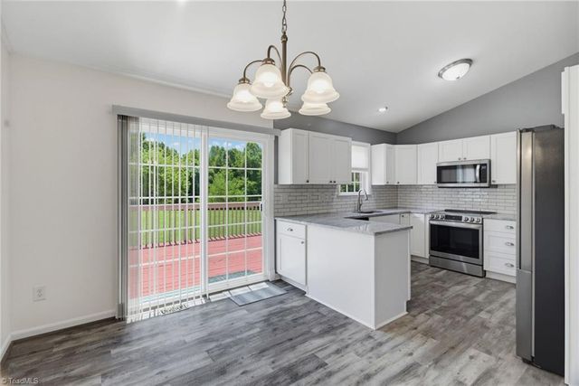 310 Dogwood Acres Lane, Madison, NC 27025