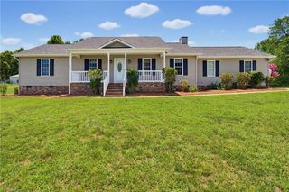310 Dogwood Acres Lane, Madison, NC 27025