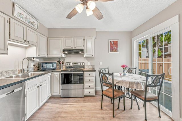 3523 67th Street E, Inver Grove Heights, MN 55076