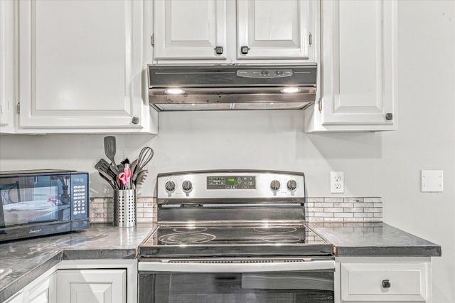 3523 67th Street E, Inver Grove Heights, MN 55076