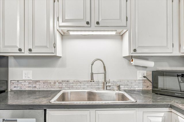 3523 67th Street E, Inver Grove Heights, MN 55076