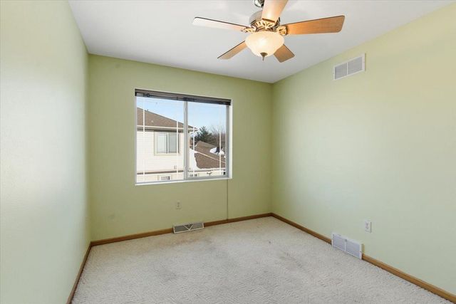 550 Lexington Drive, Oregon, WI 53575