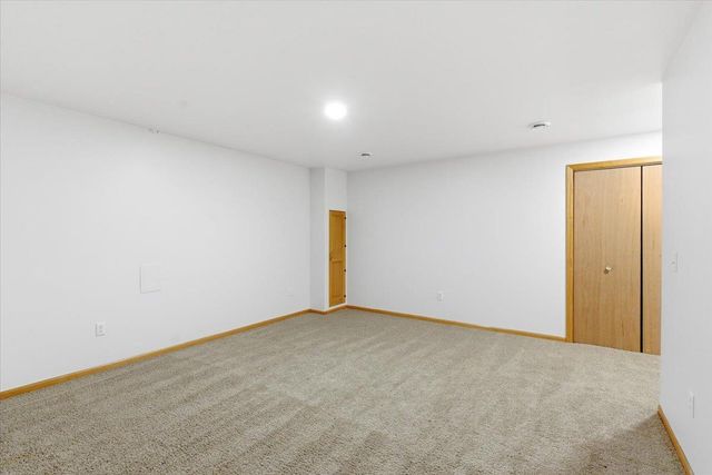 550 Lexington Drive, Oregon, WI 53575