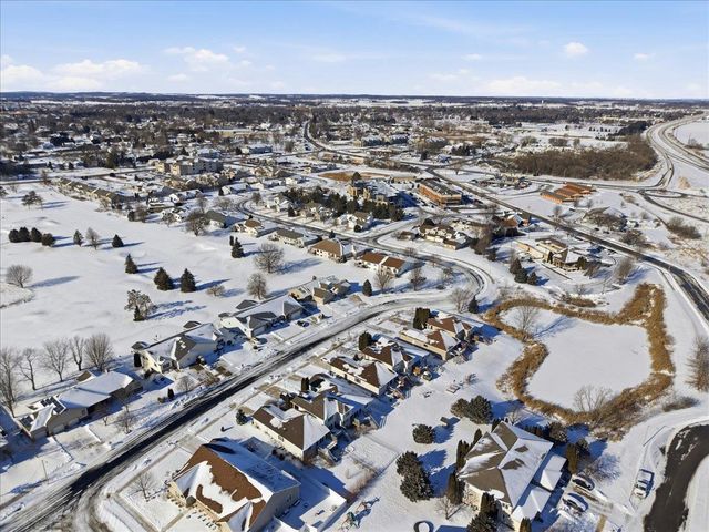 550 Lexington Drive, Oregon, WI 53575