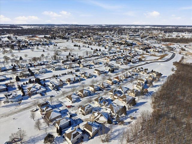 550 Lexington Drive, Oregon, WI 53575