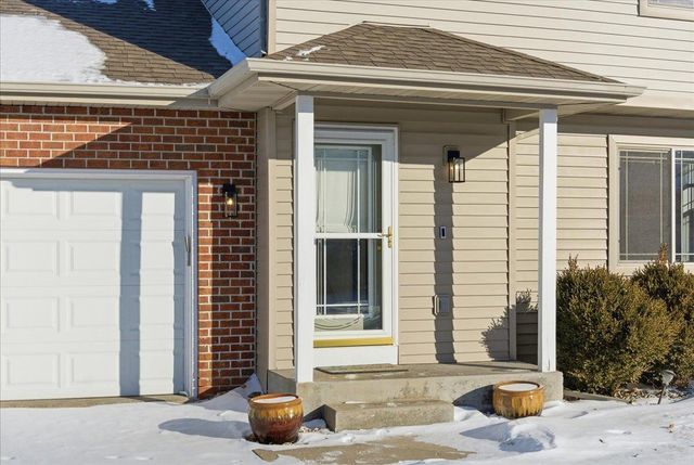 550 Lexington Drive, Oregon, WI 53575