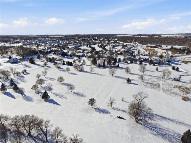 550 Lexington Drive, Oregon, WI 53575