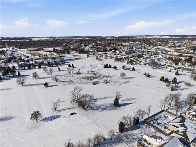 550 Lexington Drive, Oregon, WI 53575