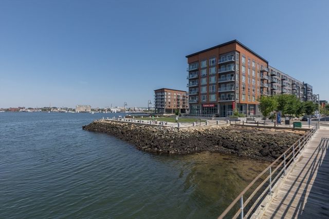 45 Lewis St U403, Boston, MA 02128