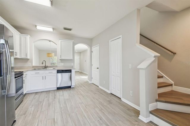 16227 SWAN VIEW CIRCLE, Odessa, FL 33556