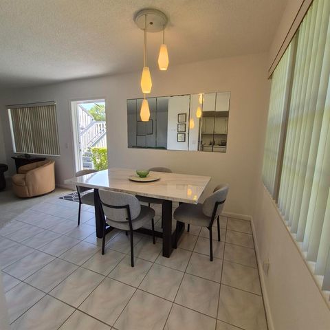 101 Northampton F, West Palm Beach, FL 33417