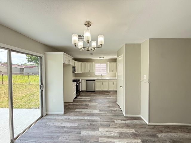 3313 Proswimmer Street, Houston, TX 77088
