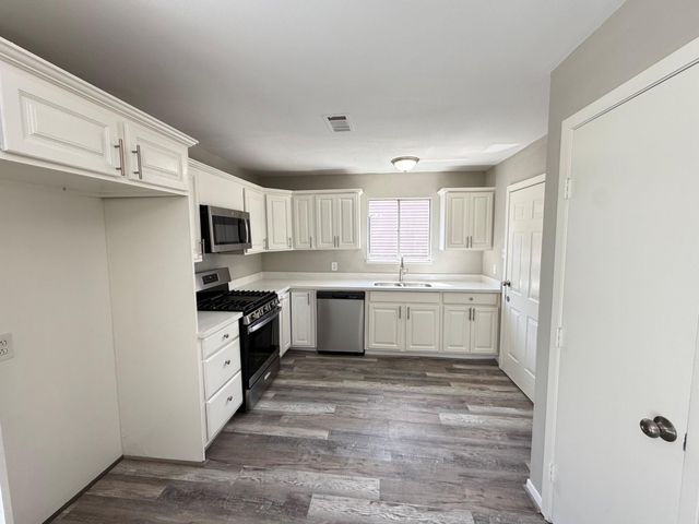 3313 Proswimmer Street, Houston, TX 77088