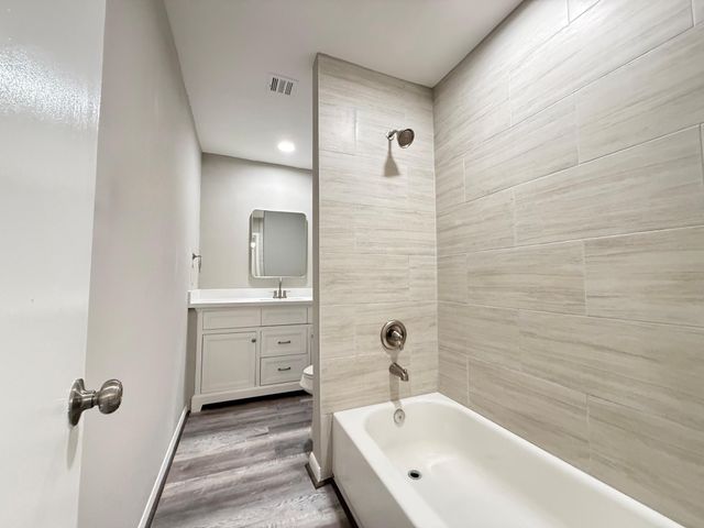 3313 Proswimmer Street, Houston, TX 77088