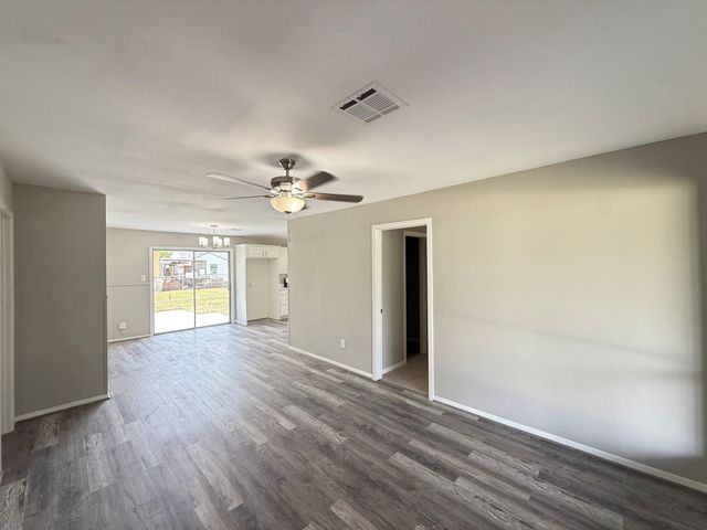 3313 Proswimmer Street, Houston, TX 77088