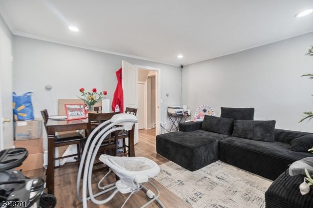 1444 Esterbrook Ave, Rahway City, NJ 07065