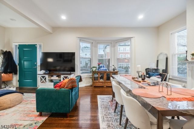 1444 Esterbrook Ave, Rahway City, NJ 07065