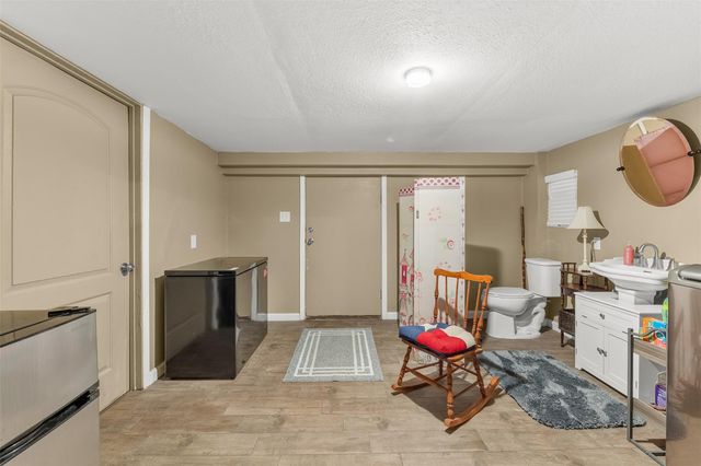 439 Lakeview Harbor, Onalaska, TX 77360