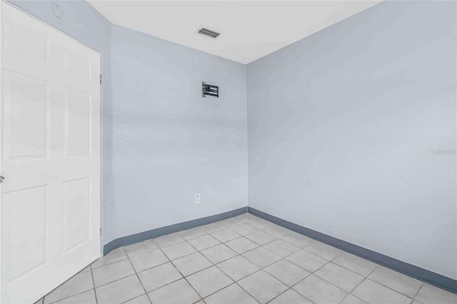 140 112TH AVENUE N 2, St Petersburg, FL 33716