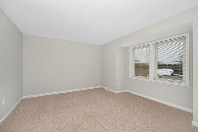 1431 Pawtucket Blvd 46, Lowell, MA 01854