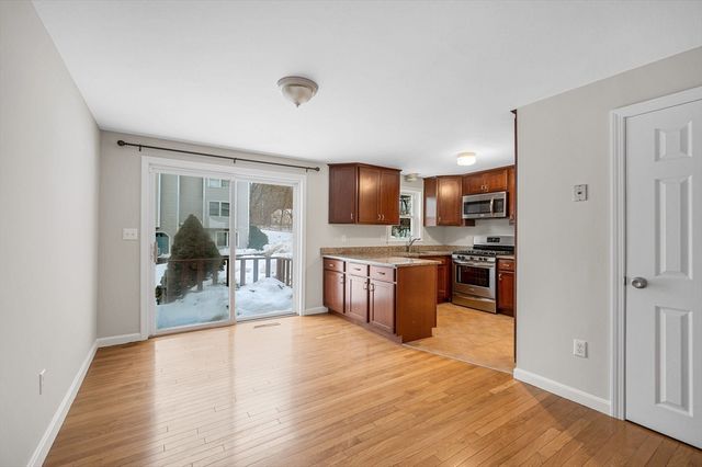 1431 Pawtucket Blvd 46, Lowell, MA 01854