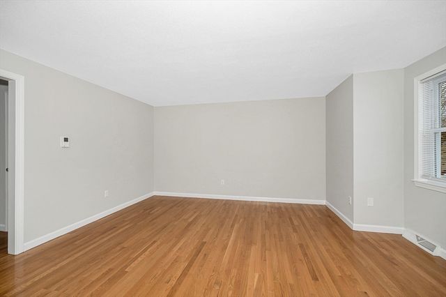 1431 Pawtucket Blvd 46, Lowell, MA 01854