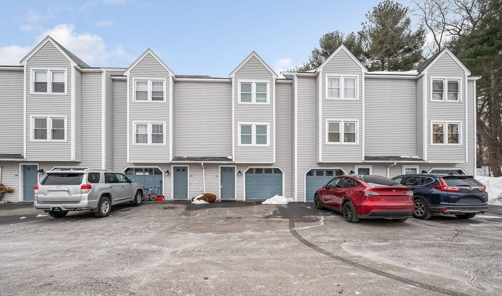 1431 Pawtucket Blvd 46, Lowell, MA 01854