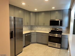 15 Potomac Dr, Bernards Twp., NJ 07920