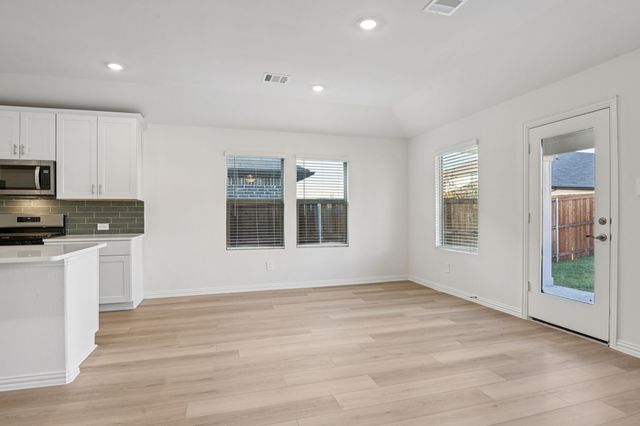 700 London Town Lane, Princeton, TX 75071