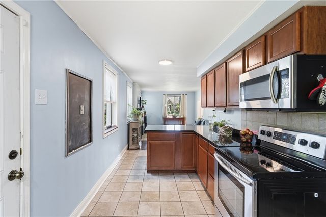 5642 Surrey Avenue, Green Twp, OH 45248