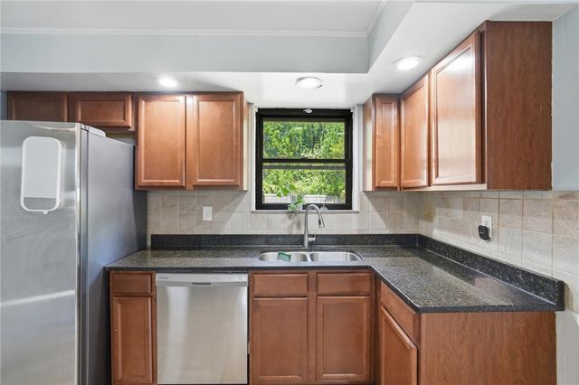 5642 Surrey Avenue, Green Twp, OH 45248