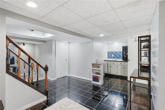5642 Surrey Avenue, Green Twp, OH 45248