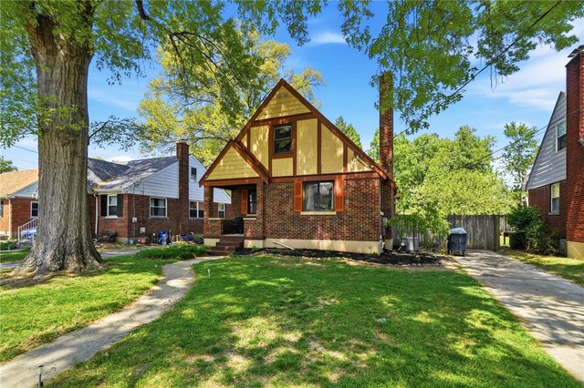 5642 Surrey Avenue, Green Twp, OH 45248